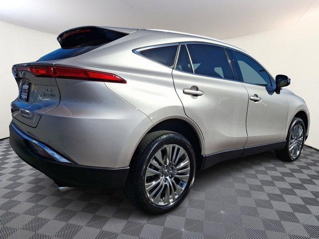 2022 toyota venza xle