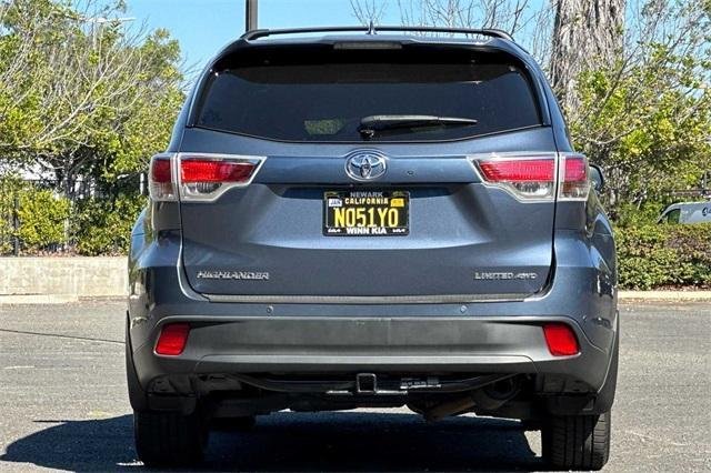 2015 toyota highlander limited
