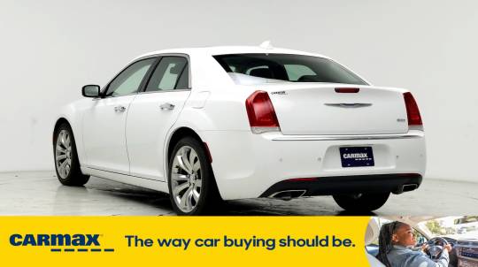 2018 Chrysler 300