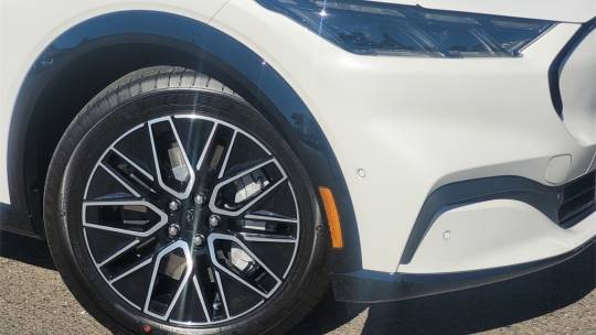 2024 Ford Mustang Mach-E
