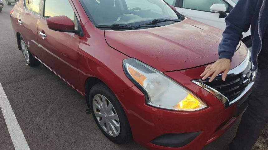 2015 nissan versa