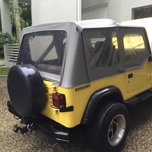 1990 jeep wrangler classic sport utility 2dr 4wd 6cyl suv excellent condition