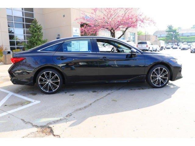 used 2019 toyota avalon xse overland park, ks 66212 for sale in overland park, kansas