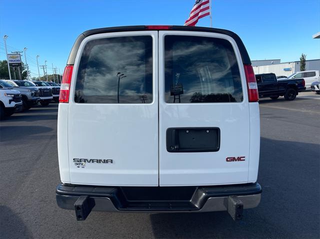2022 gmc savana 2500 work van