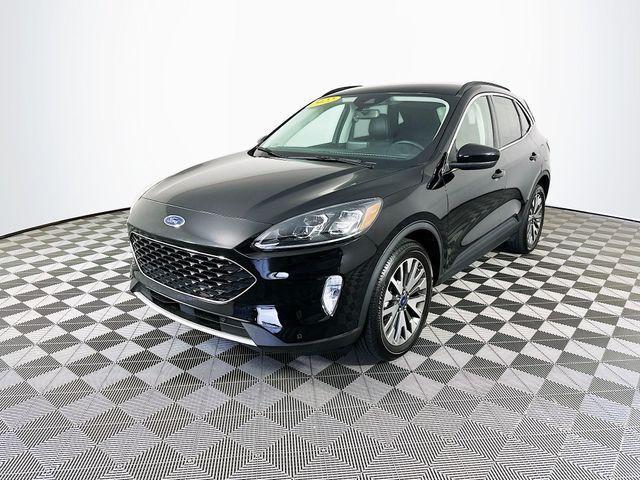 2022 ford escape titanium