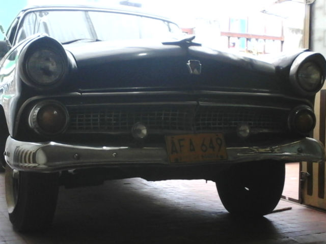 ford fairlae 1955