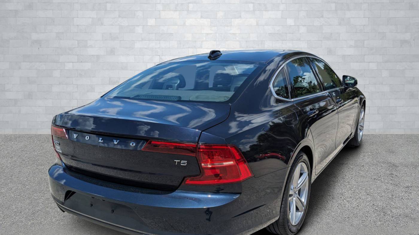 2017 volvo s90 t5 momentum