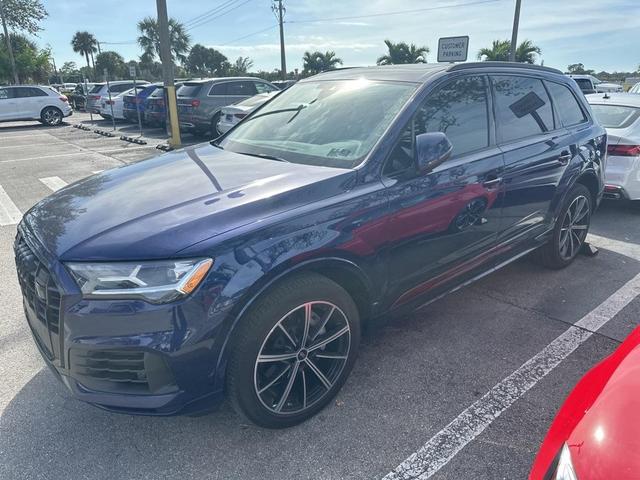 2022 audi q7 55 premium plus