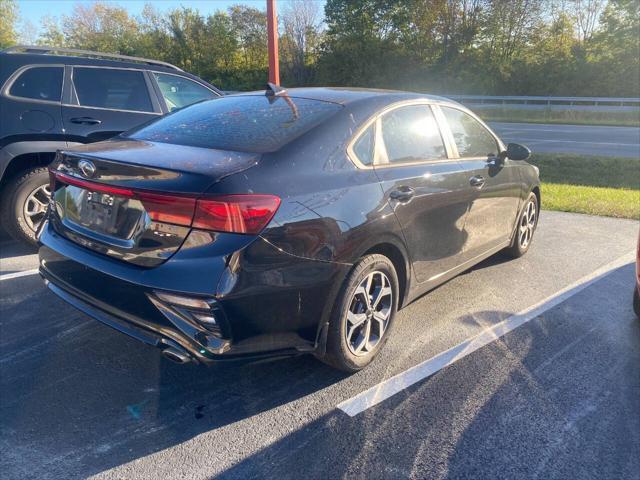 2019 kia forte lxs