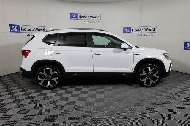 2022 volkswagen taos 1.5t sel