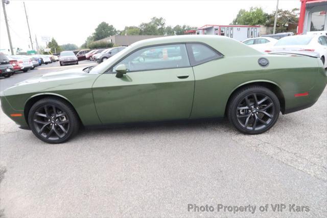 2023 dodge challenger sxt