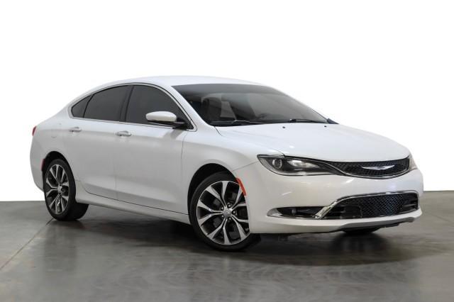 2015 chrysler 200 c