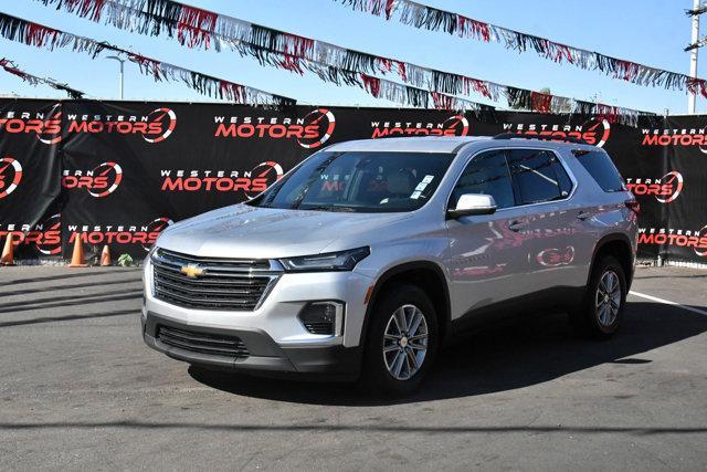 2022 chevrolet traverse lt leather