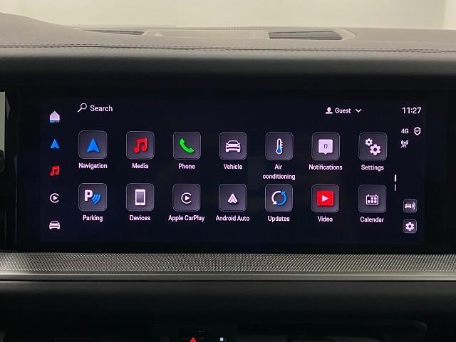 2024 porsche cayenne base