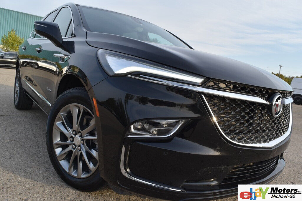 2022 buick enclave 3 row avenir-edition(top of the line)