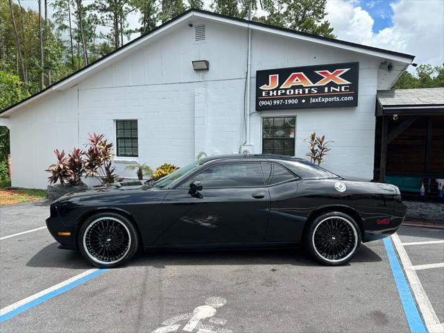 2014 dodge challenger sxt
