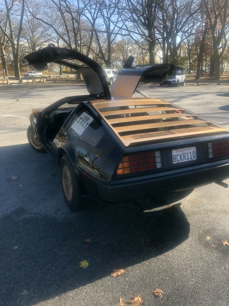 1981 delorean dmc-12 black rwd automatic