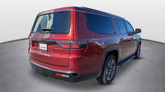 2023 Jeep Wagoneer l base