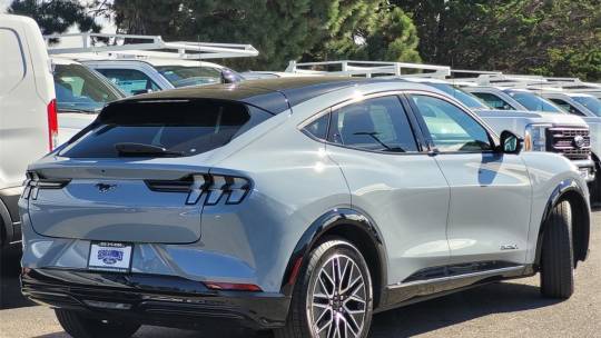 2024 Ford Mustang Mach-E