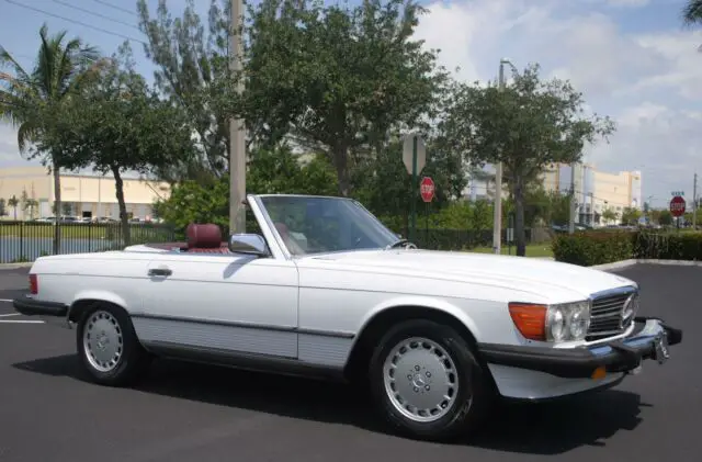 1989 mercedes 560sl convertible, 115k miles, clean, hard & soft top, no reserve