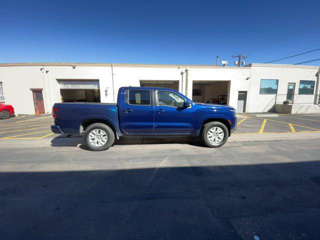 2023 nissan frontier sv