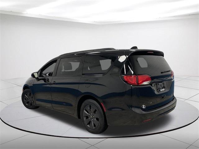 2020 chrysler pacifica hybrid touring l