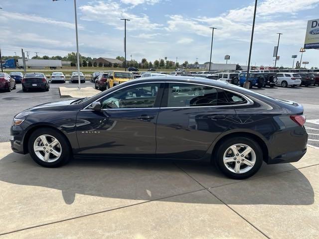 2022 chevrolet malibu fwd lt