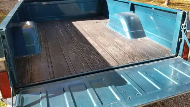 1967 c-10 pickup 8ft bed v-8 4speed teal green body/white top