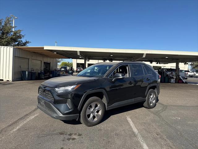 2022 toyota rav4 xle