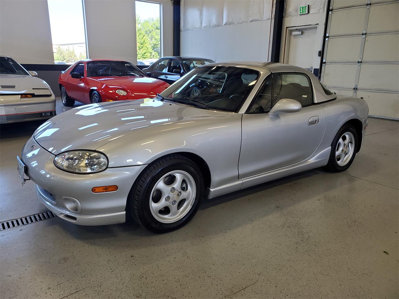 2000 mazda mx-5 miata