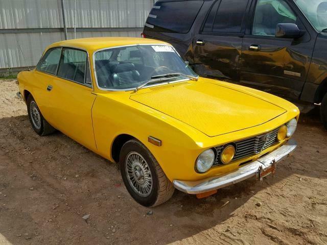 1974 alfa romeo gtv 2000 gtv 2000 clean title 106785 miles yellow coupe 4 cyl m