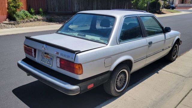1985 bmw 325e sedan grey rwd e30 3 series