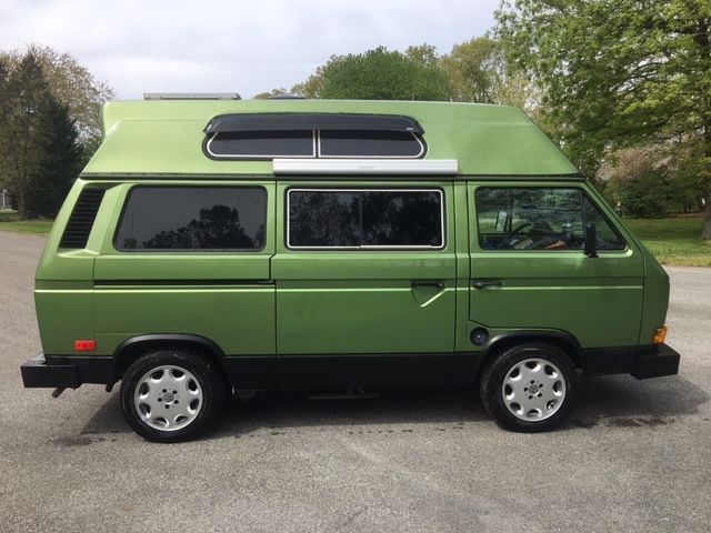 volkswagon vanagon adventure wagon