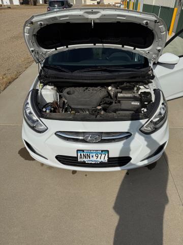 2017 hyundai accent se