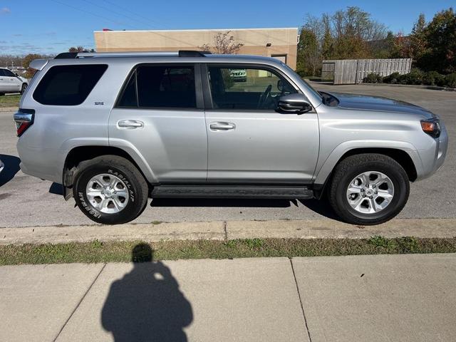 2024 toyota 4runner sr5 premium