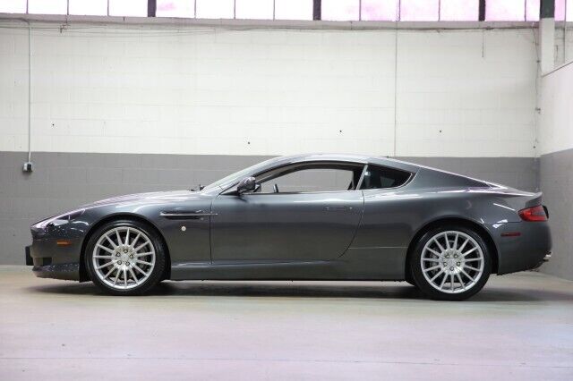 2005 aston martin db9