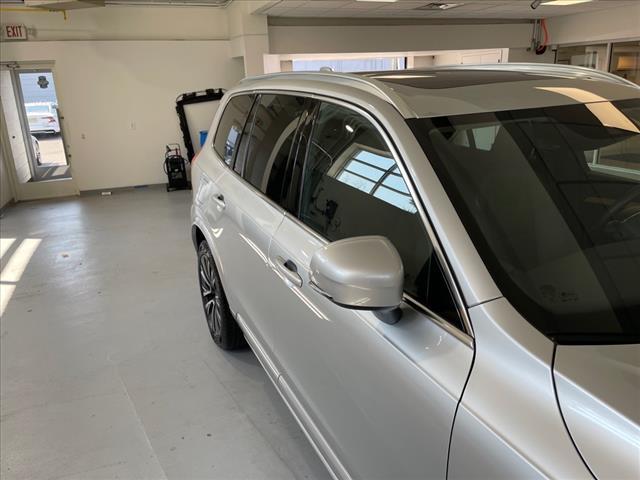 2022 volvo xc90 t6 momentum