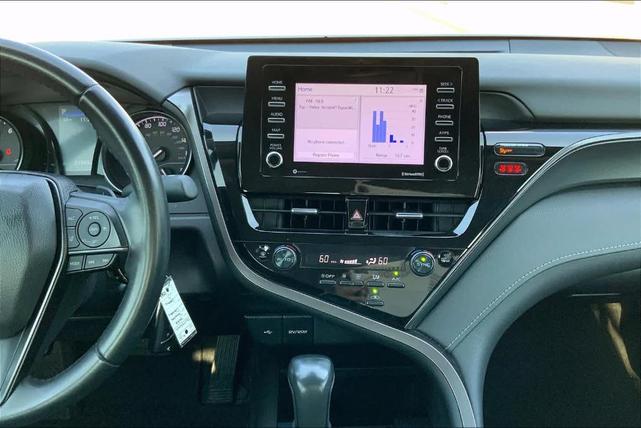 2023 toyota camry se