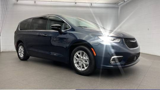 2025 Chrysler Pacifica