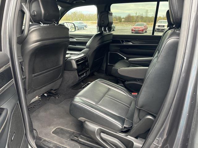 2022 jeep wagoneer series iii 4x4