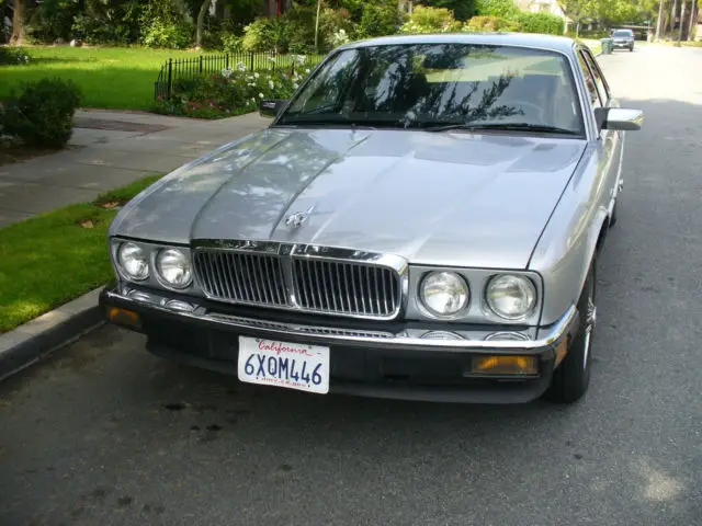 beautiful california rust free jaguar xj6 factory wire wheels runs excellent