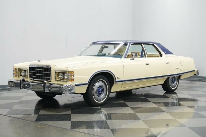 classic vintage luxury cruiser