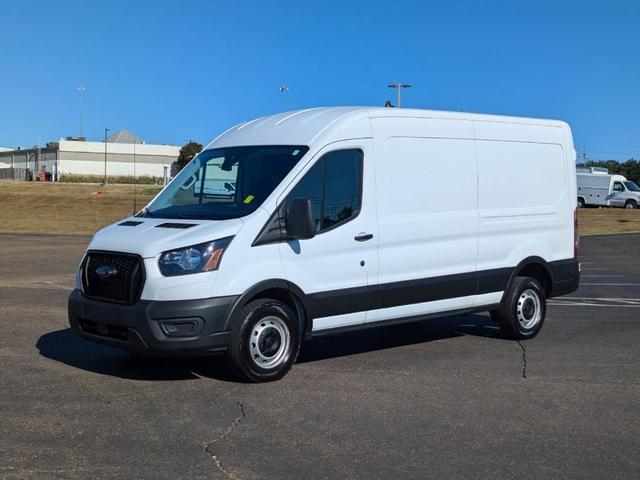 2023 ford transit-250 base