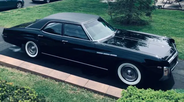 1969 buick le sabre 400 sedan black rwd automatic