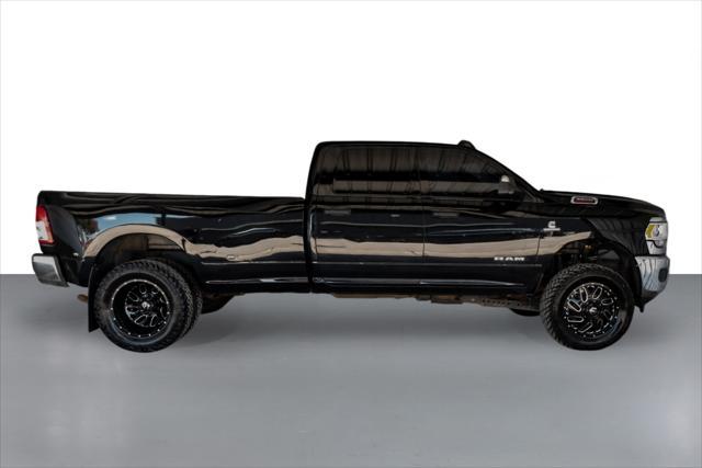 2022 ram 3500 tradesman crew cab 4x4 8' box