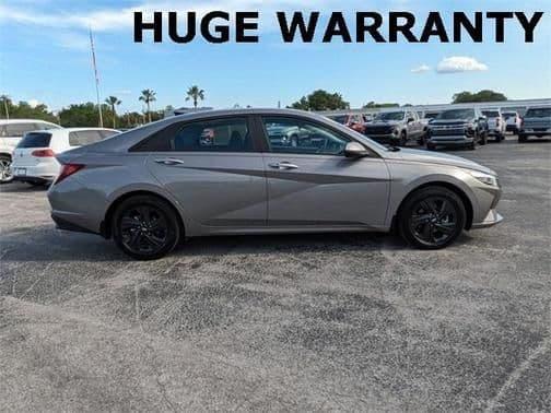 2023 hyundai elantra sel in gainesville, florida