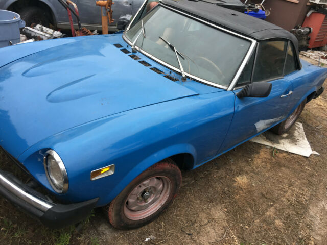 1800 cc 4-cylinder 1975 fiat 124 spider convertible california car smog exempt