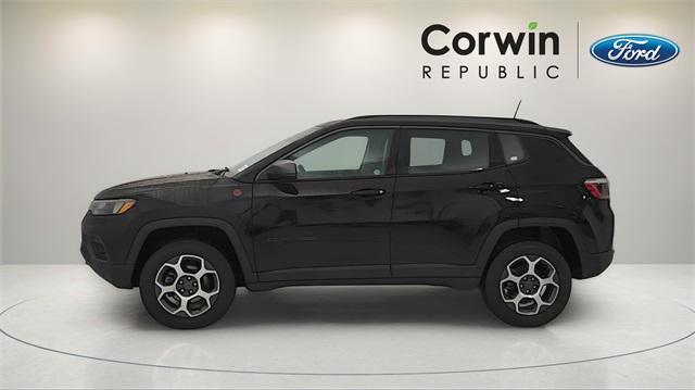 2022 jeep compass trailhawk