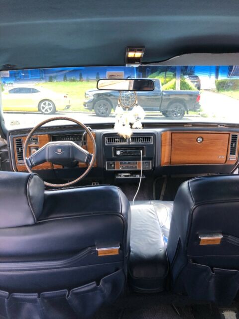 1980 cadillac fleetwood brougham
