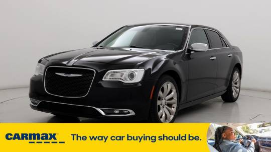 2019 Chrysler 300